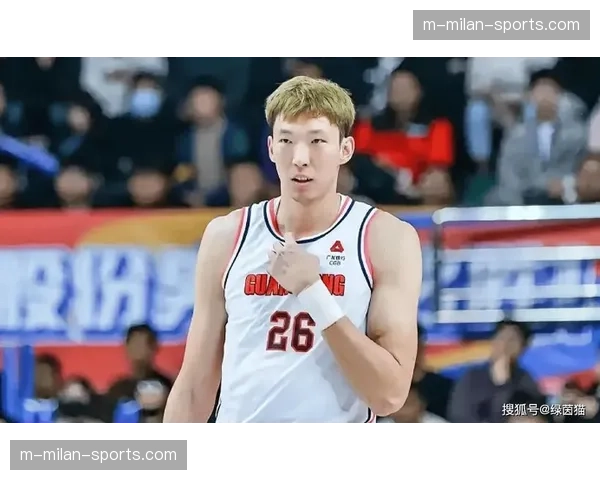 周琦护框统治禁区，北京内线优势碾压广东外线火力